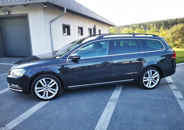 Volkswagen Passat cena 36500 przebieg: 272000, rok produkcji 2011 z Drezdenko małe 407